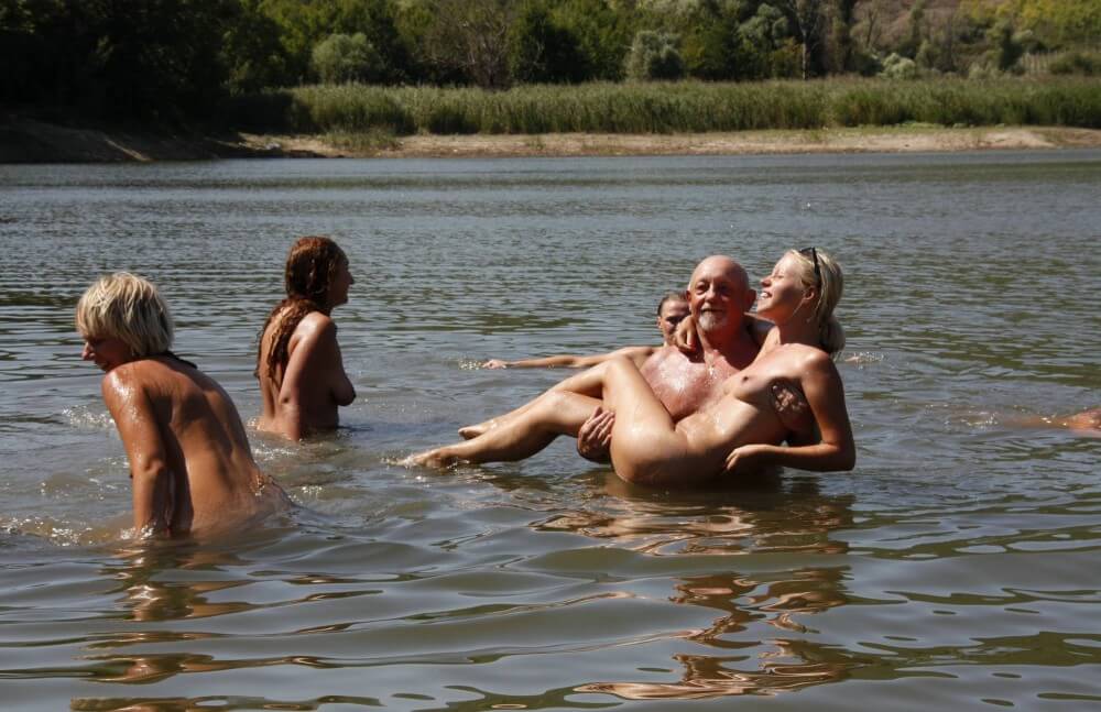Naturist Family Event # 25 - A nudist values the connection with nature and the human body