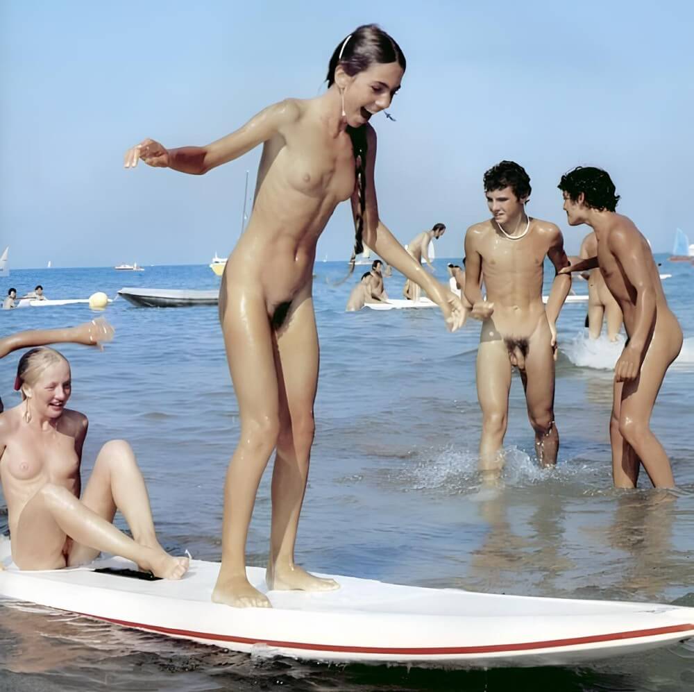 Retro naturism beautiful photos - Naturism is connected to self-love and love of nature