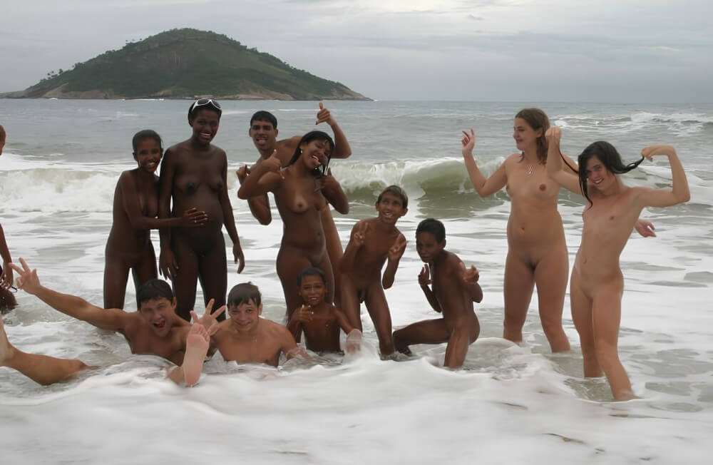 Photo nudism in Brazil - Naturism and nudism value openness and sincerity