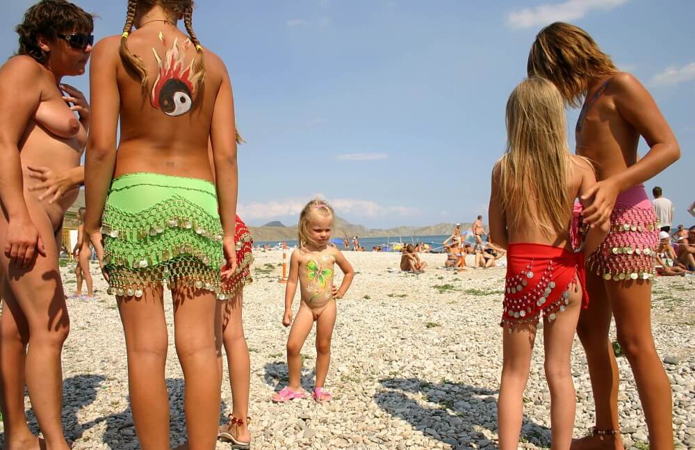 Pageant Model Profile One pics - Those wishing to register as nudists
