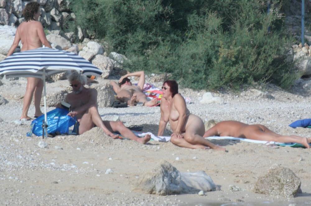 Croatian Baska Beach pics - Naturalness and freedom are the core principles of naturism and nudism