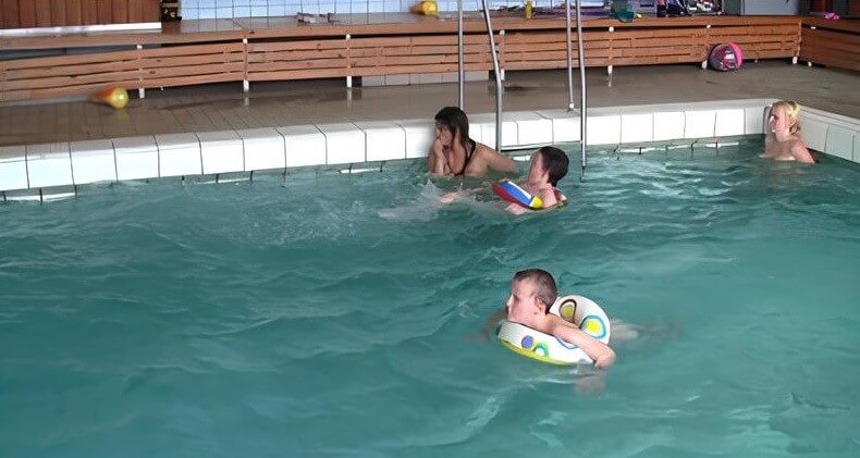 Swimming center club Full HD - Being naked fosters trust