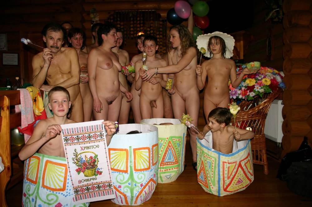 Easter Group Memories pics - Nudism brings joy and pleasure