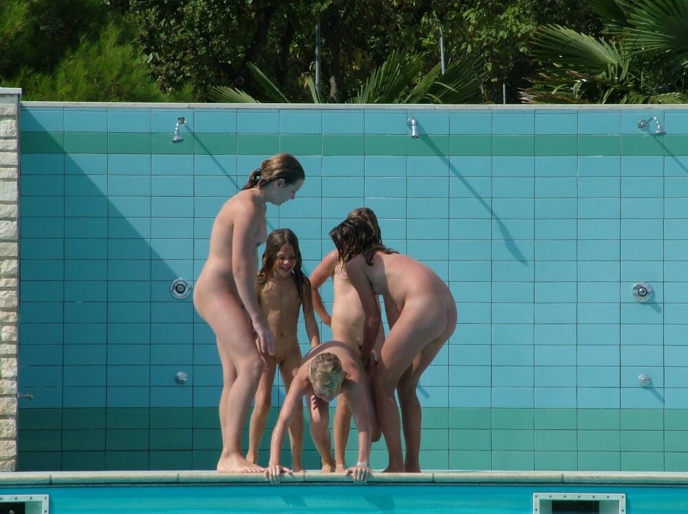 FKK Outdoor Children Pool pics - Naturism and nudism are a path to peace of mind and a little solitude