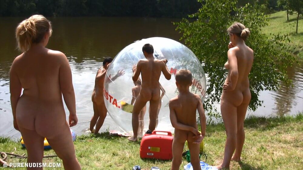 Aqua Nude Relaxation Full HD - Travel and tours incorporating elements of the naturist lifestyle