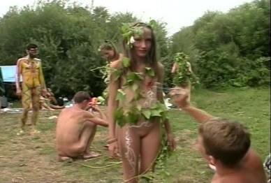 Enature - Mother Naturists - Nudism helps strengthen friendships