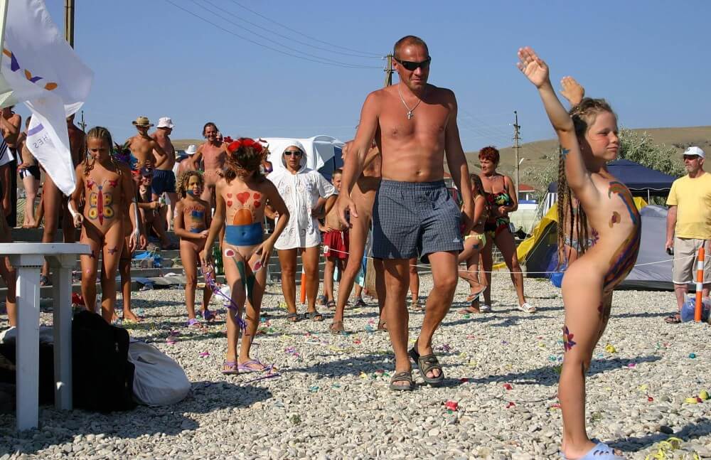 Beach Time Talent Show pics - Nudism promotes respect for the environment