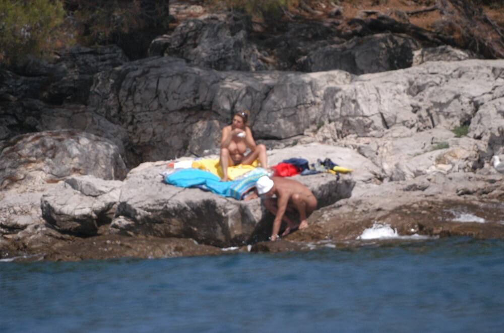 Croatian Rock-Front Coast pics - A space for those who seek bodily freedom