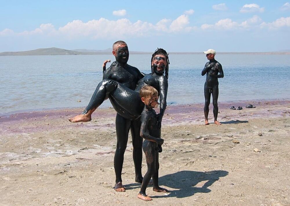 Dark Mud And Clear Water pics - Nudity is a natural way to express respect for nature and oneself