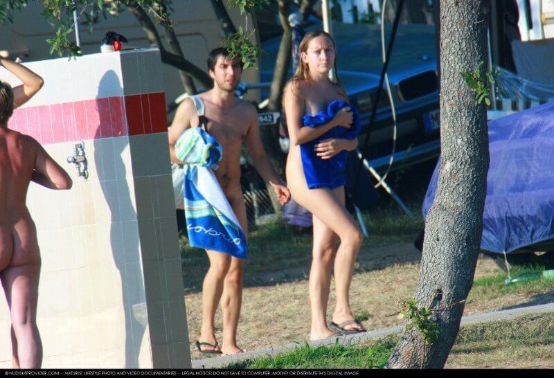 Naturism big photo gallery - Nudism helps overcome insecurities