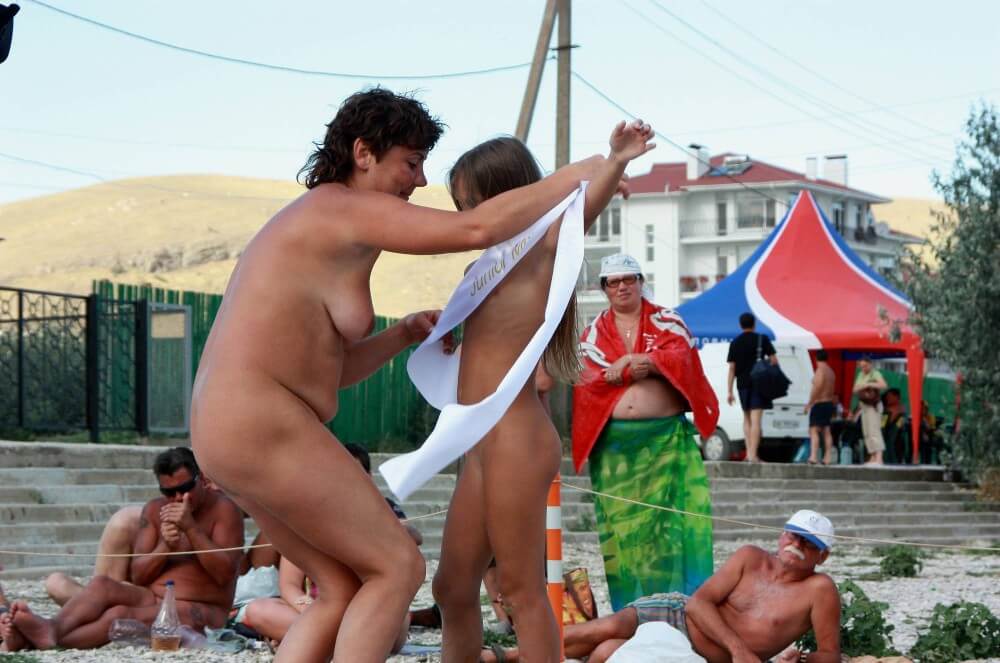 Presenting Mini Awards photos - Nudity is seen as a natural part of life among nudists