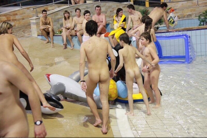 Pool day celebration Big gallery - A love for the sun and fresh air are important values for naturists