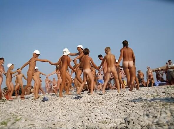 Premium Content # 37 - Nudism and naturism help overcome prejudices and fears related to physical appearance