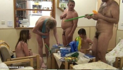 Pool jacuzzi and paints Full HD - Getting rid of swimsuits