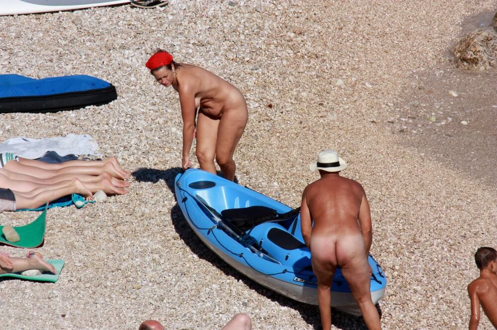 Get In Waters for Boating pics - Nudism improves health and boosts self-esteem