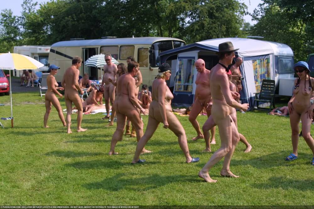 Naturism photo gallery # 53 - The role of naturism in fostering a positive body image