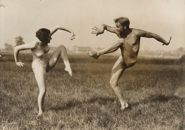 Jazz, dancing and naturism - Naturism and nudism help you overcome your fears