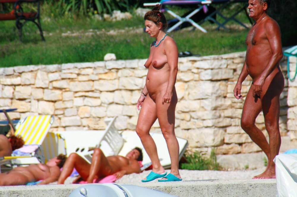 Ula FKK Wall-Side Passby photos - Types of recreation in nudist destinations