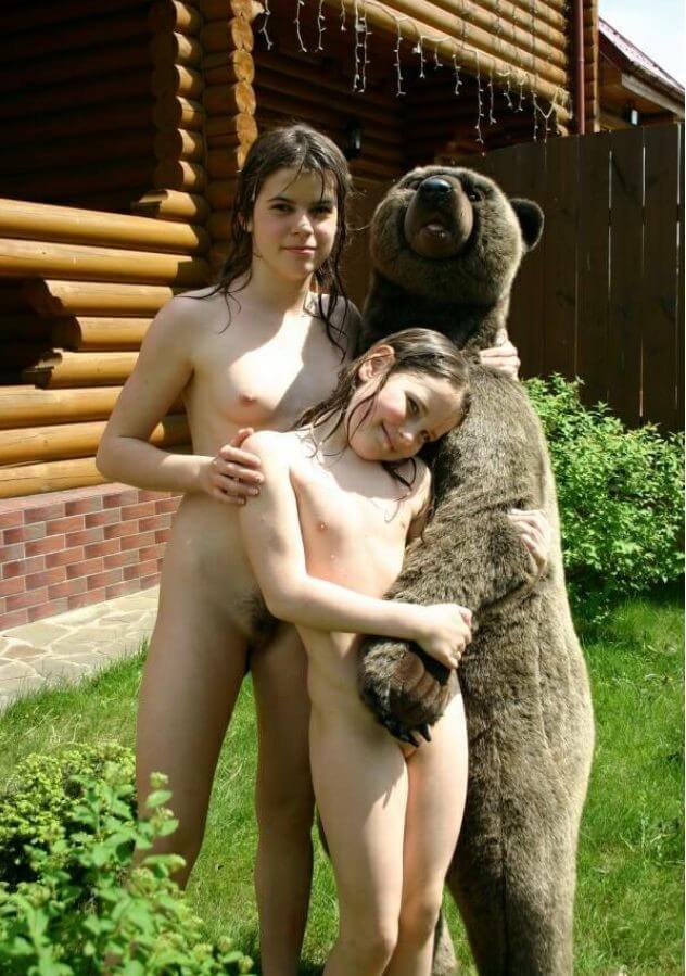 Naturism photo gallery # 57 - Nudity is a part of life and a part of society