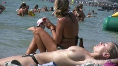 Sun Worshippers 1 - Home naturism in all its glory