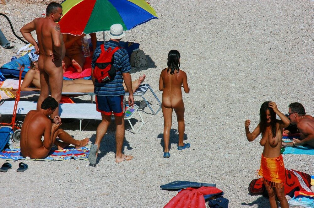 Uka FKK Beach Parenting Nudist beach pics - A love for the sun and fresh air are important values for naturists