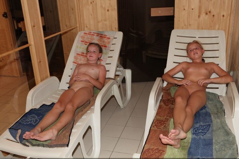 Record center relaxation photos - Overcoming insecurities is one of the goals of practicing nudism and naturism