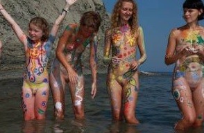A Mediterranean Crag photos - Nudism and naturism help overcome prejudices and fears related to physical appearance