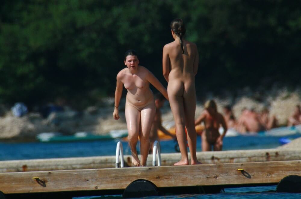 Wooden Island Freedom pics - A Base for Naturist Recreation