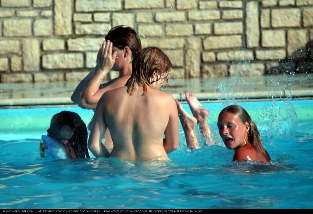 FKK water locations set 22 - Nudity is an expression of natural beauty
